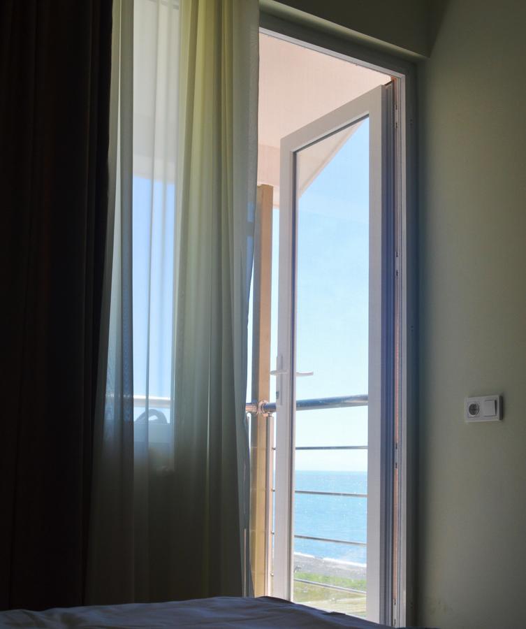 Sea Line Hotel Шекветілі Екстер'єр фото